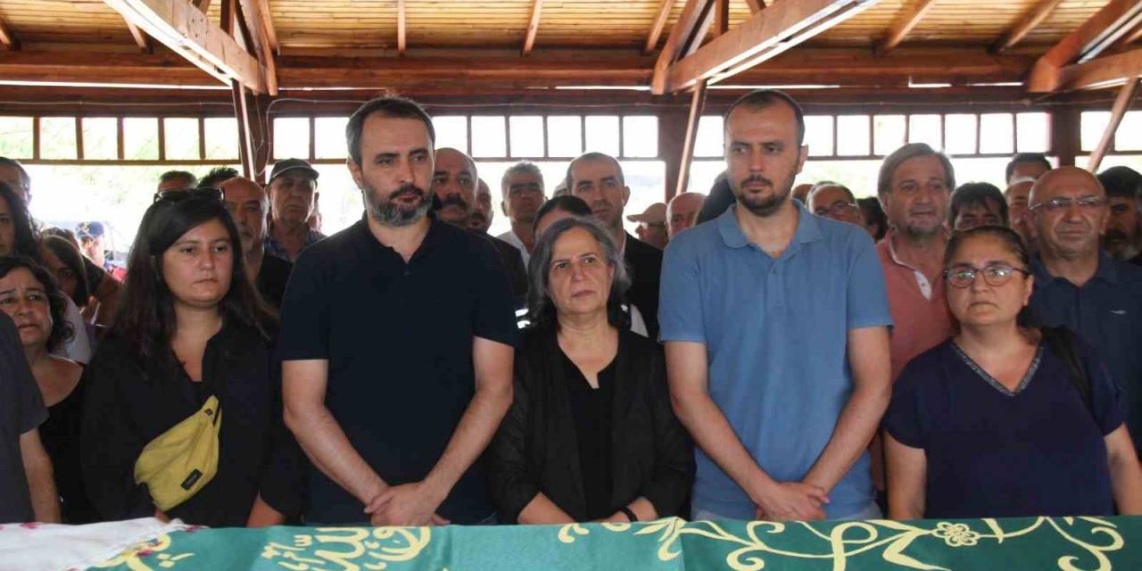 Kandıra Cezaevi’nde Tutuklu Bulunan Kışanak, Ablasının Cenaze Törenine Katıldı