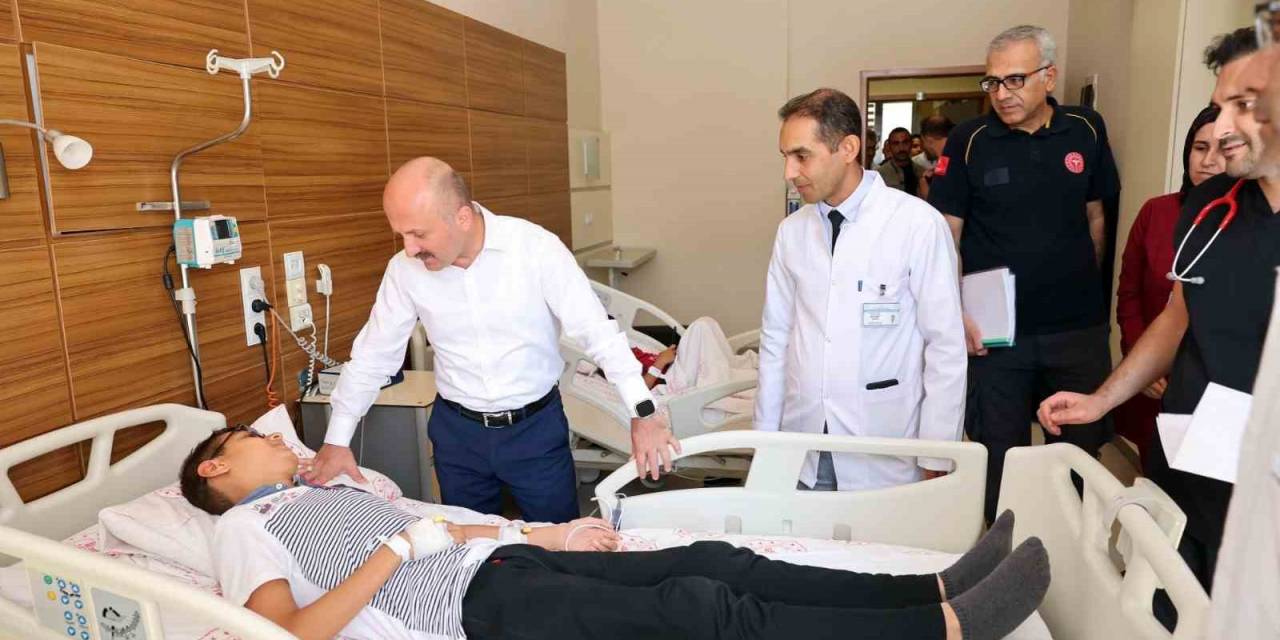 Vali Varol’dan Hastalara ‘geçmiş Olsun’ Ziyareti