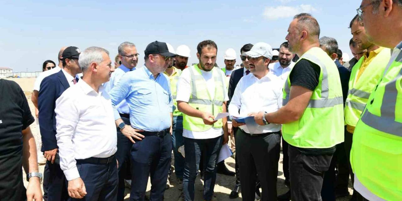 Bakan Kacır: "1 Milyar 400 Milyon Tl Tutarında Bir Yatırımı Malatya’mıza Kazandırıyoruz"