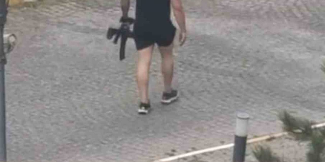 Esenyurt’ta Kuaföre Pompalı Tüfekli Saldırı