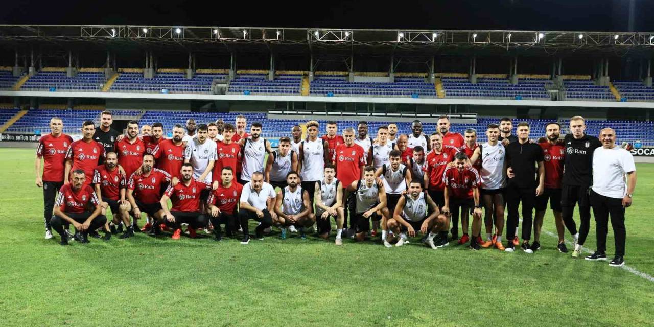 Beşiktaş, Neftçi Bakü Pfk Maçı Hazırlıklarını Tamamladtı