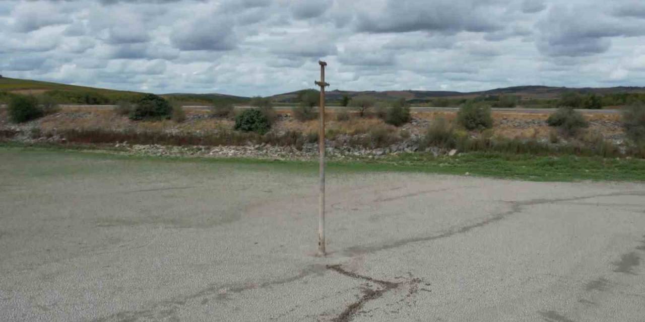 Sazlıbosna Barajı Alarm Veriyor, Kuruma Noktasına Geldi