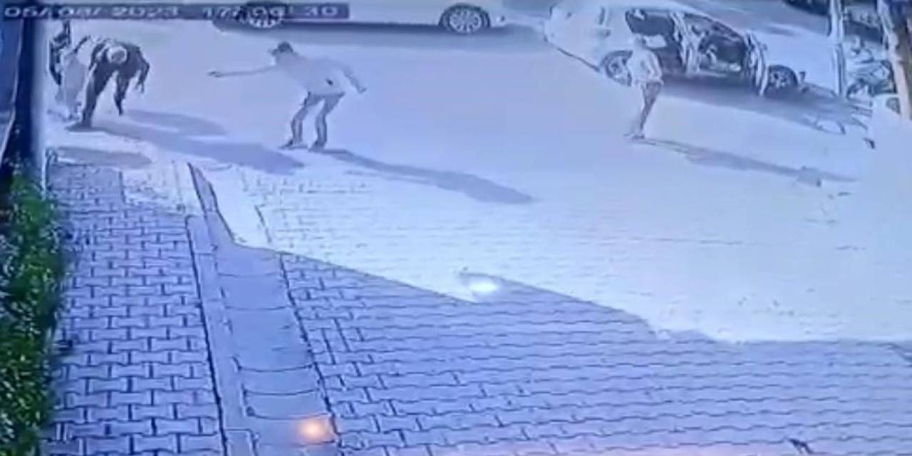 İstanbul’da Çifte Silahlı Saldırı Kamerada: Yürürken Saldırıya Uğradı