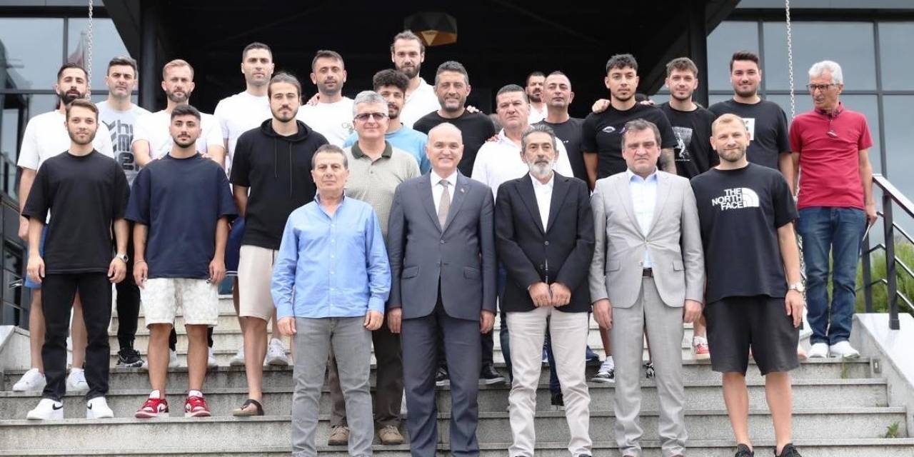 Başkan Özlü’den Düzcespor’a Destek