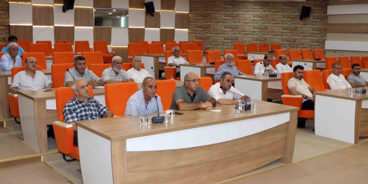 Elazığ Belediyesi, Muhtarlarla Koordinasyon Toplantısı Düzenledi