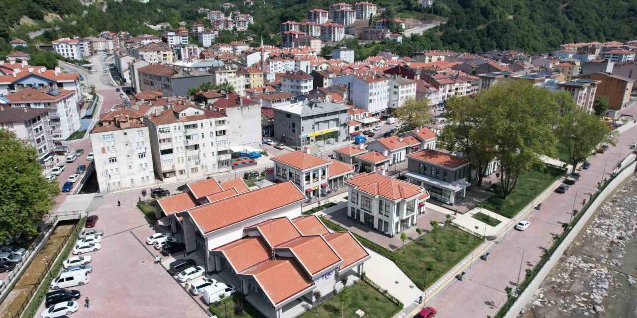 Selin Yıkıp Geçtiği Bozkurt’ta, Afetin İzleri Silindi