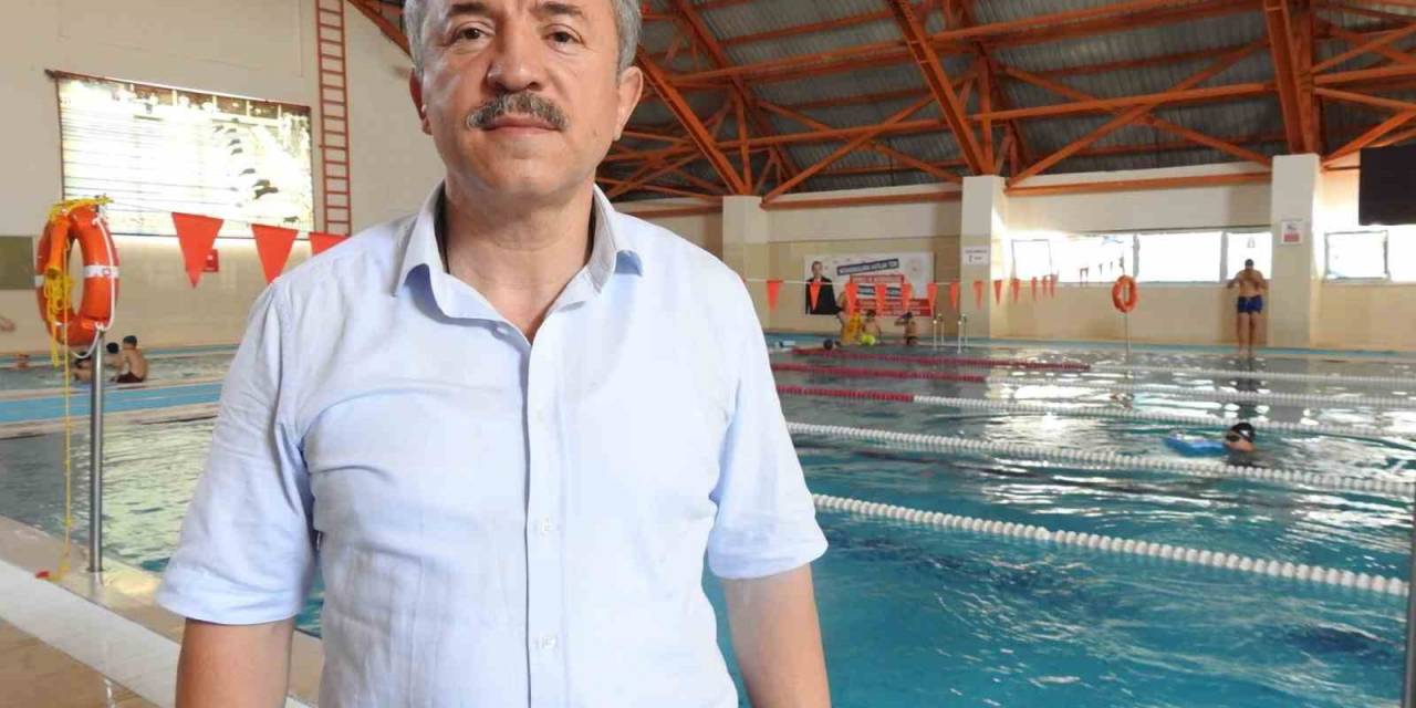 Kilis’te Depremzede Çocuklara Yüzme Eğitimi