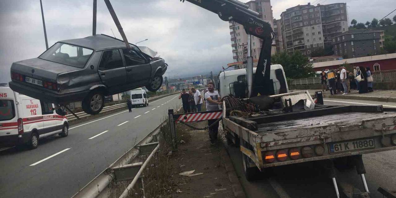 Rize’de Otomobil İle Minibüs Çarpıştı: 1 Yaralı