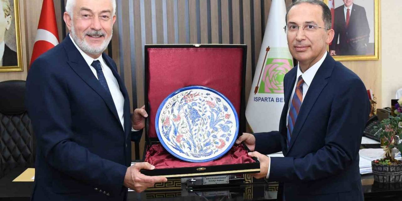 Başkan Başdeğirmen:" Üniversiteler İnsan Ve Bilgi Fabrikası"