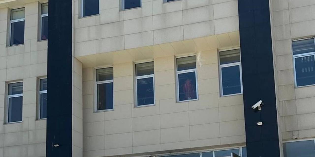 Kars’ta Sürücü Kursu Sınavına Polisten Operasyon
