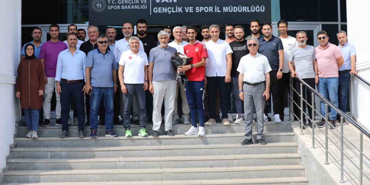 Vanlı Mahsun Değer’in Yer Aldığı Milli Takım Dünya Şampiyonu Oldu