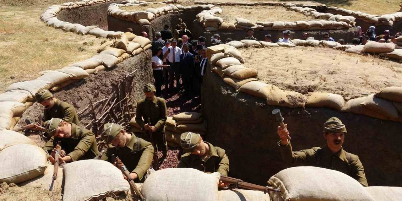 Çanakkale Savaşı Siperlerde Canlandırıldı
