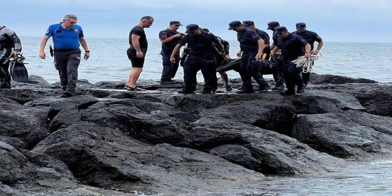 Dün Denizde Kaybolan Gencin Cansız Bedeni Bulundu
