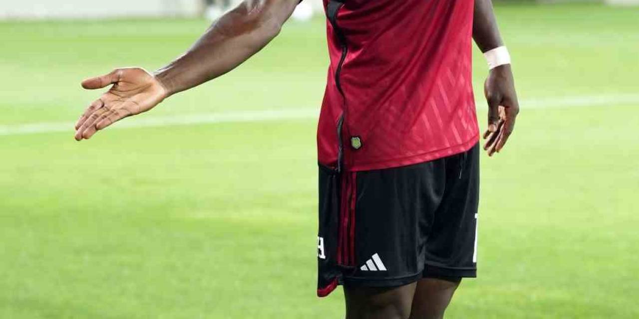 Aboubakar, Performansıyla Göz Dolduruyor