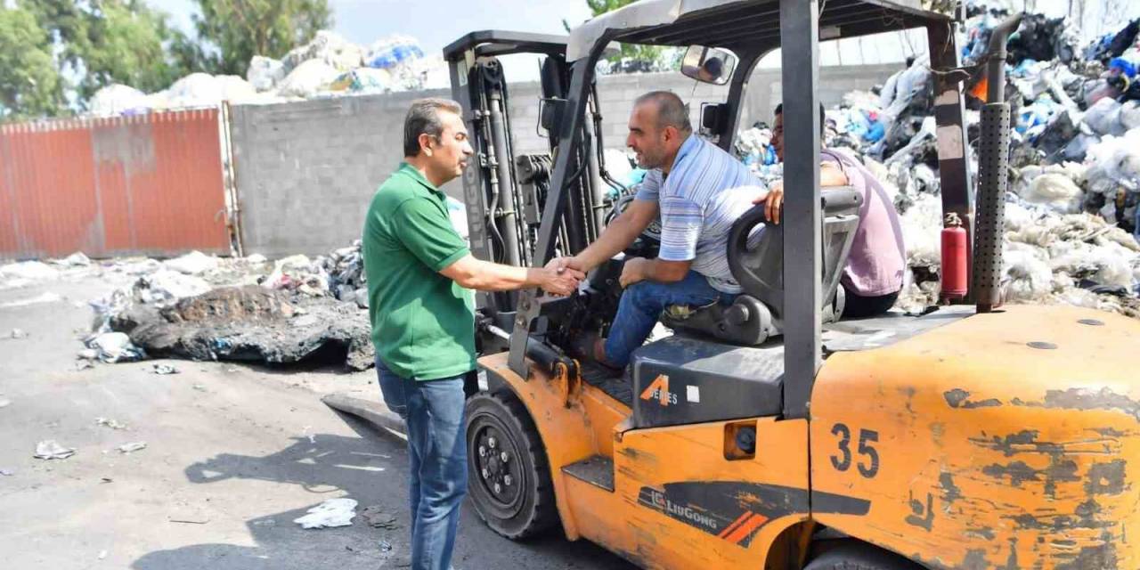 Çukurova Belediye Başkanı Çetin, İş Yerleri Yanan Esnafın Yanında