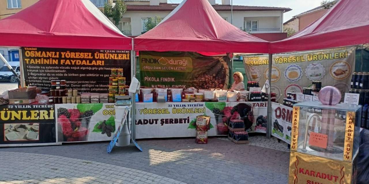 Emet’te Depremzede Esnaflar İçin Gaziantep Yöresel Ürünler Pazarı Kuruldu