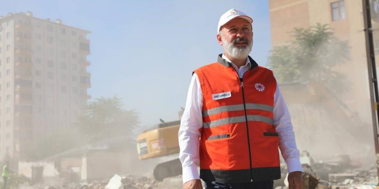 Başkan Çolakbayrakdar: "50 Yıllık Sorunları Çözerken Kocasinan’ın Gelecek 50 Yılını Planlıyoruz"