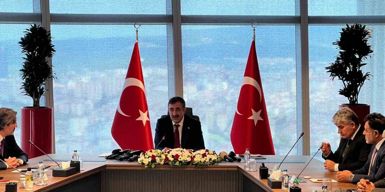 Cumhurbaşkanı Yardımcısı Yılmaz: “bir Taraftan Enflasyonla Mücadele Edeceğiz, Bir Taraftan Da Kalkınmış Bir Ülke Haline Gelmek İçin Çalışacağız”