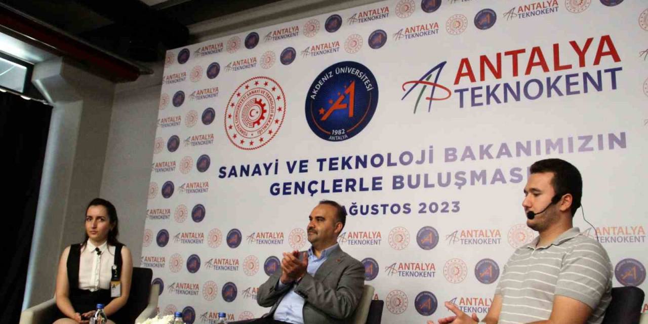 Bakan Kacır: "ülkemizin Dört Yanında Ar-ge Atılımını Ortaya Koymalıyız"