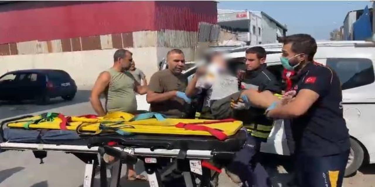 Trafik Kazasında 2 Kız Çocuğu Yaralandı