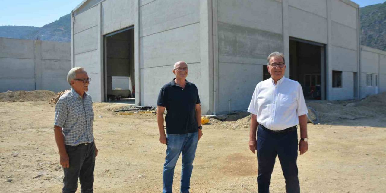 Söke’nin Lisanslı Deposu’nun Yapımı Devam Ediyor