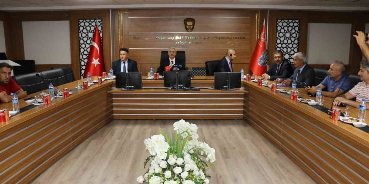 Malatya Emniyet Müdürü Çankal Basınla Bir Araya Geldi