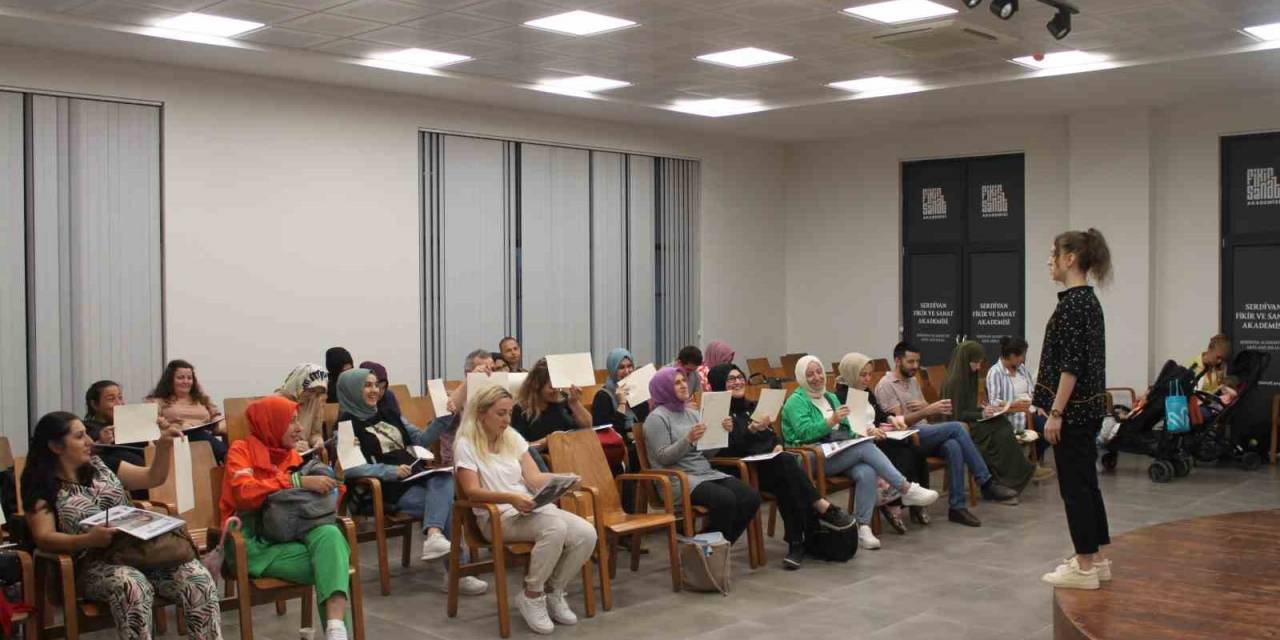 Serdivan’da Bilinçli Aile Seminerlerine Büyük İlgi
