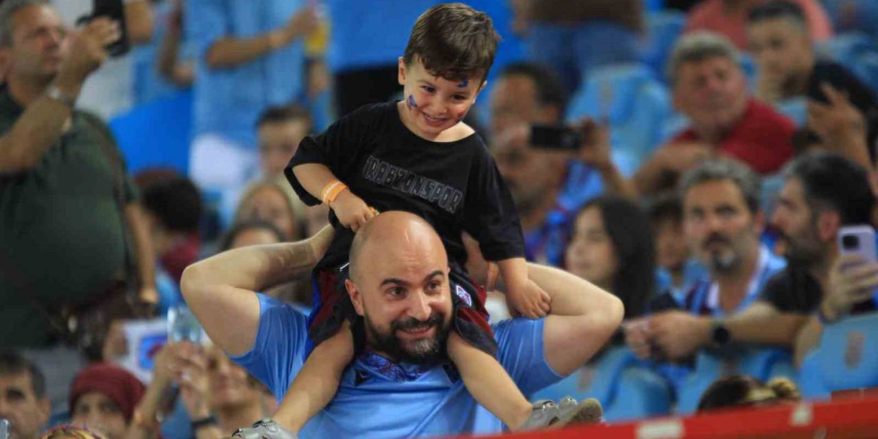 Trendyol Süper Lig: Trabzonspor: 1-  Antalyaspor: 0 (ilk Yarı)