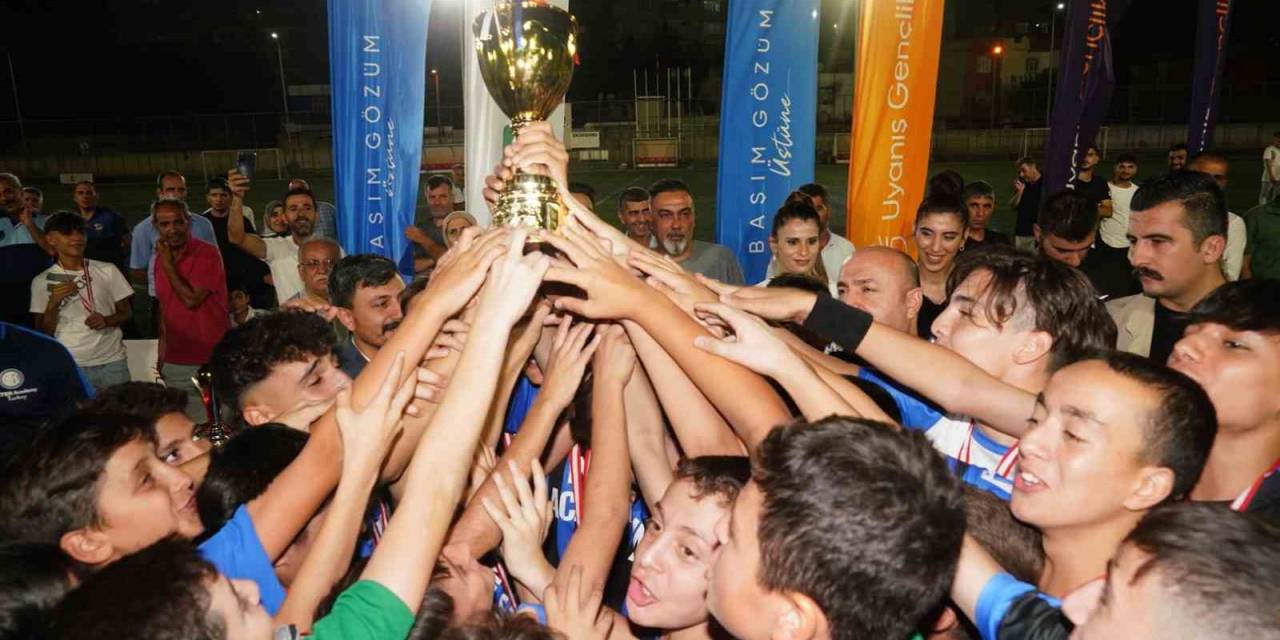 Abdullah Tayyip Olçok Futbol Turnuvası Sona Erdi