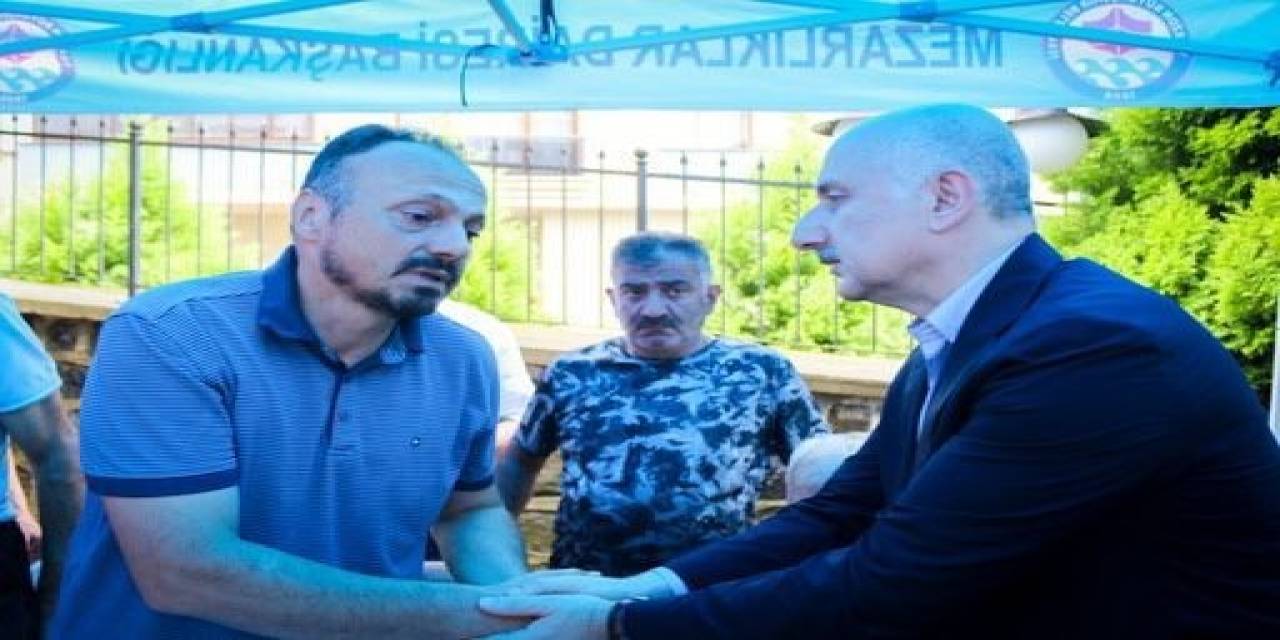 Yakınları İle Girdiği Denizde Boğulma Tehlikesi Geçirmişti, Kurtarılamayarak Hayatını Kaybetti