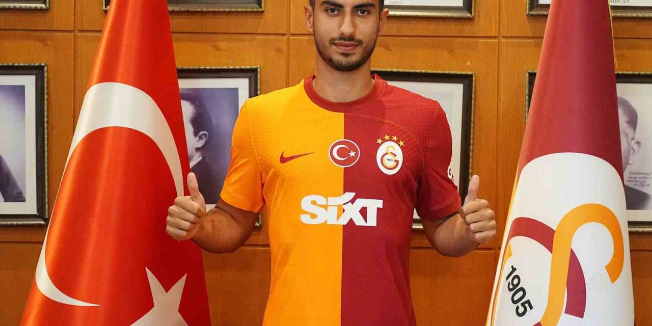 İlhami Siraçhan Nas: "böyle Büyük Bir Kulübün Parçası Olmaktan Dolayı Çok Mutluyum"