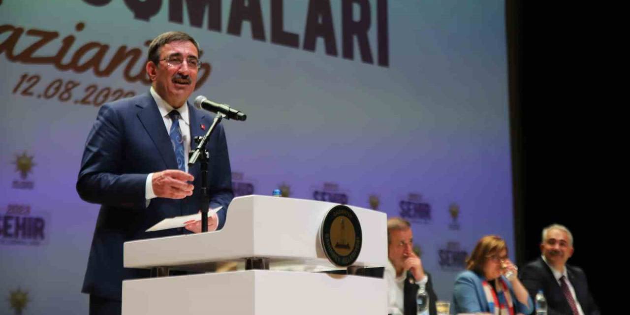 Cumhurbaşkanı Yardımcısı Yılmaz’dan Depremzedelere Müjde