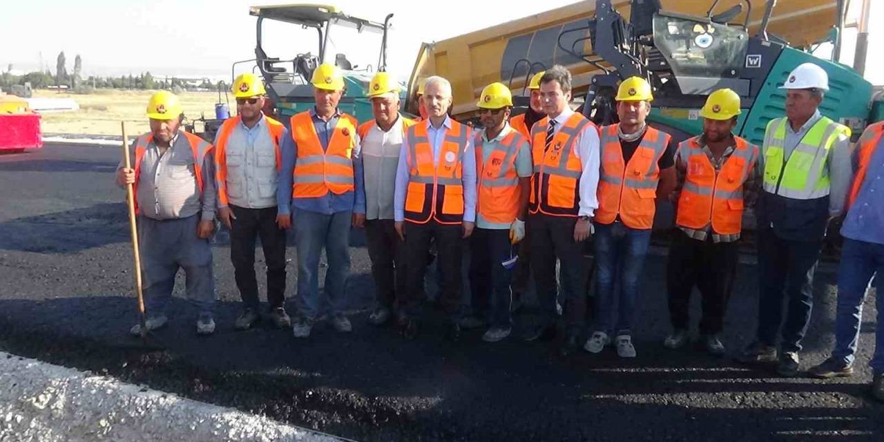 Ulaştırma Ve Altyapı Bakanı Uraloğlu: “25-30 Dakikalık Seyahat Süresini 5-6 Dakikalara Düşürürken Transit Trafiği Rahatlatmış Olacağız”