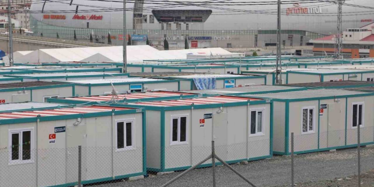 Depremzedeler İçin 541 Konteyner