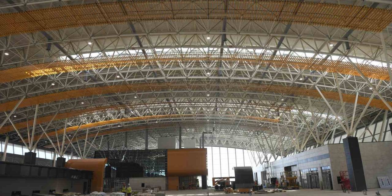 Kayseri Havalimanı Yeni Terminal Binası’nda İnceleme