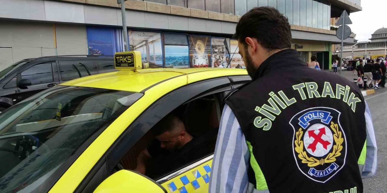 Taksim’de Taksilere Yönelik Denetim Gerçekleştirildi