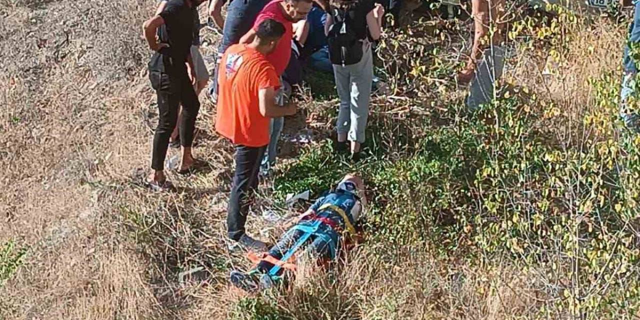 Çankırı’da Otomobil Şarampole Yuvarlandı: 7 Yaralı