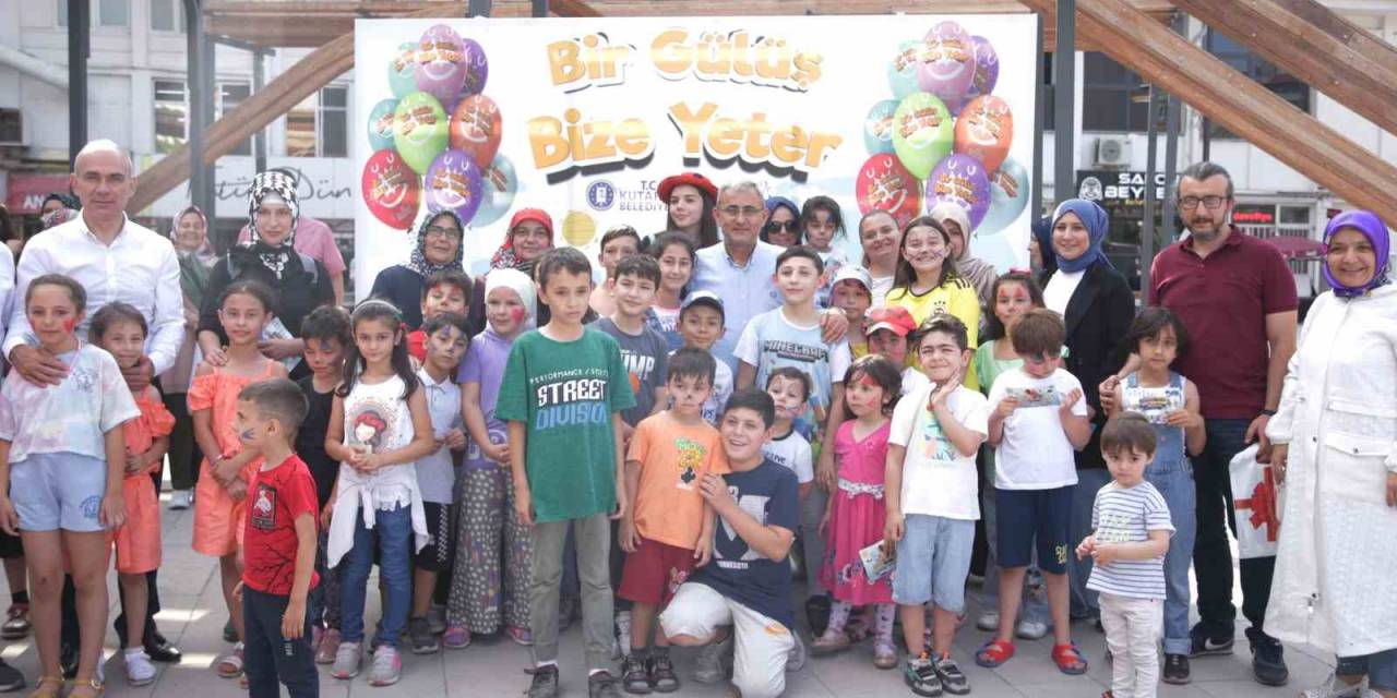 Zafer Meydanında Çocuk Şenliği