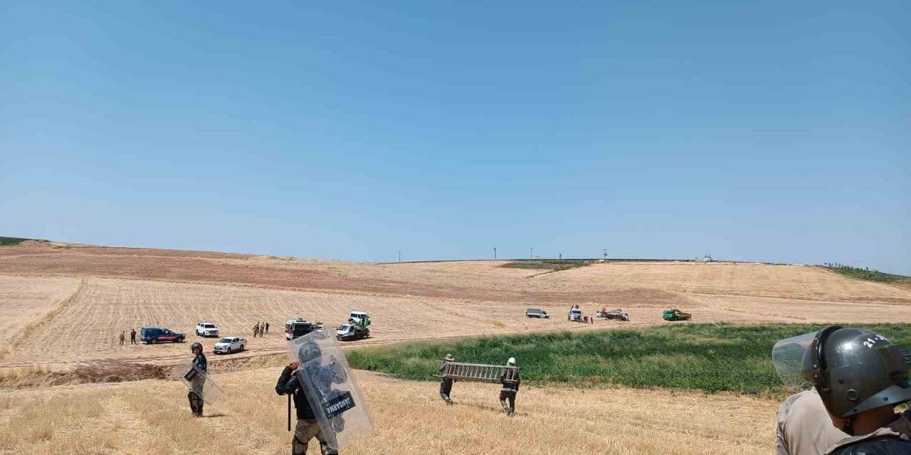 Mobil Ve Kaçak Trafo Kullanan Şahıslardan Enerji Şirketi Personeline Taşlı Saldırı
