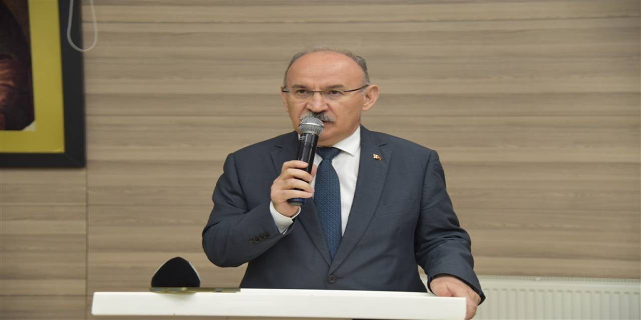 Vali Karadeniz Onuruna Veda Yemeği Verildi