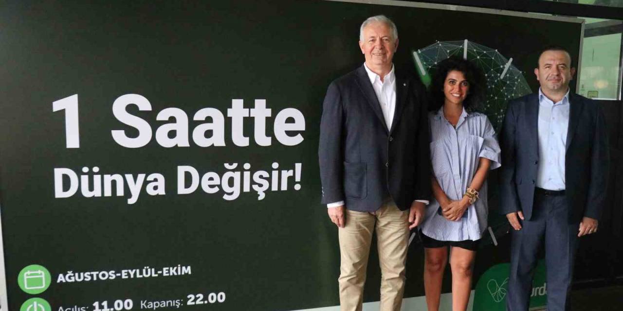 Karbon Ayak İzini Azaltmak İçin O Avm Bir Saat Geç Açılacak