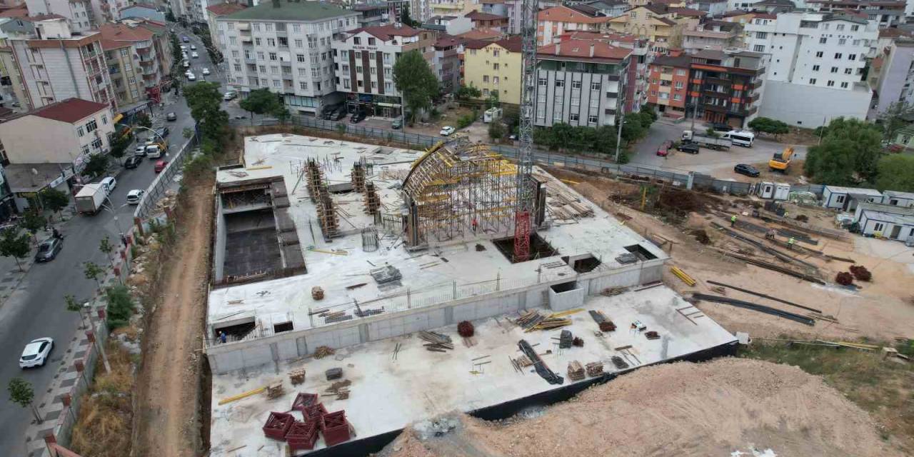 Cazibe Merkezi Olacak Kent Meydanında Cami İnşaatı Yükseliyor