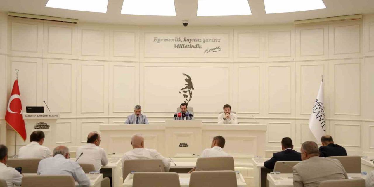 Büyükşehir Meclisi’nde Projeler Ve Destekler Konuşuldu