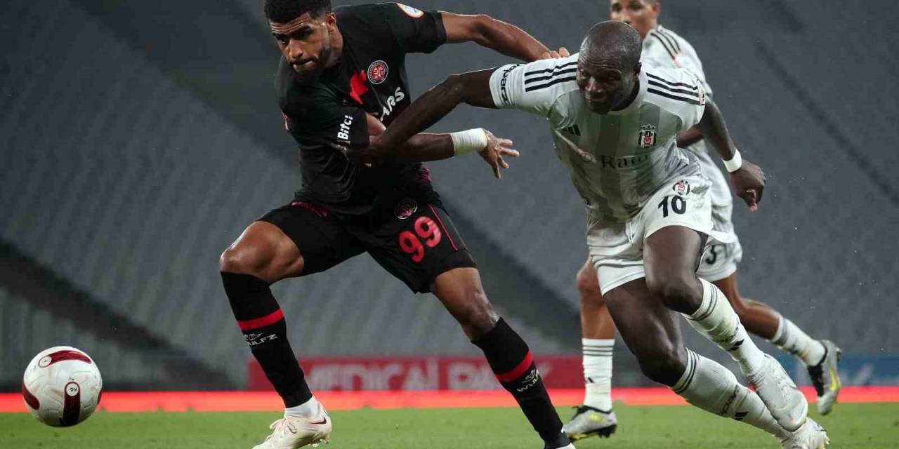 Trendyol Süper Lig: Fatih Karagümrük: 0 - Beşiktaş: 0 (ilk Yarı)