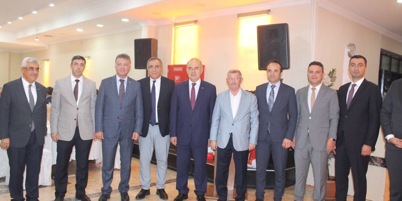 Vali Erol’un Yalova’ya Vedasında Önemli Öğütler