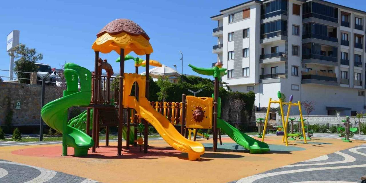 Aşık Veysel Parkı Tamamlandı