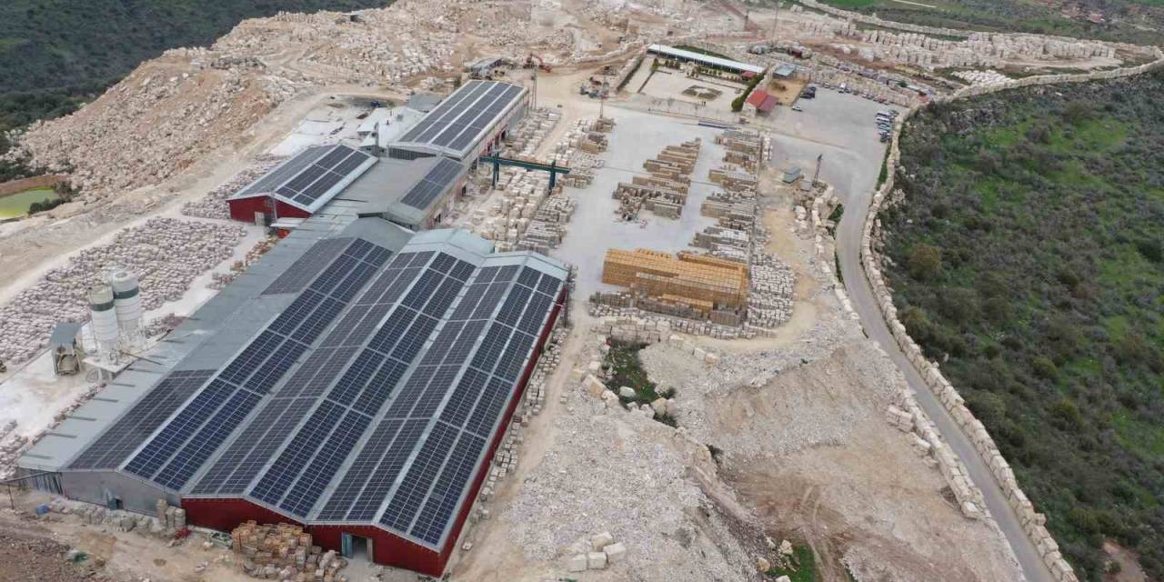 Manisa’nın Travertenleri Dünyayı Kaplıyor