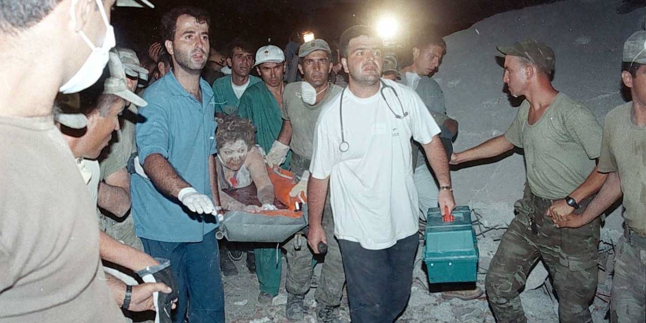 Yıkıntıların Arasından Doğan Şehir: "kocaeli"