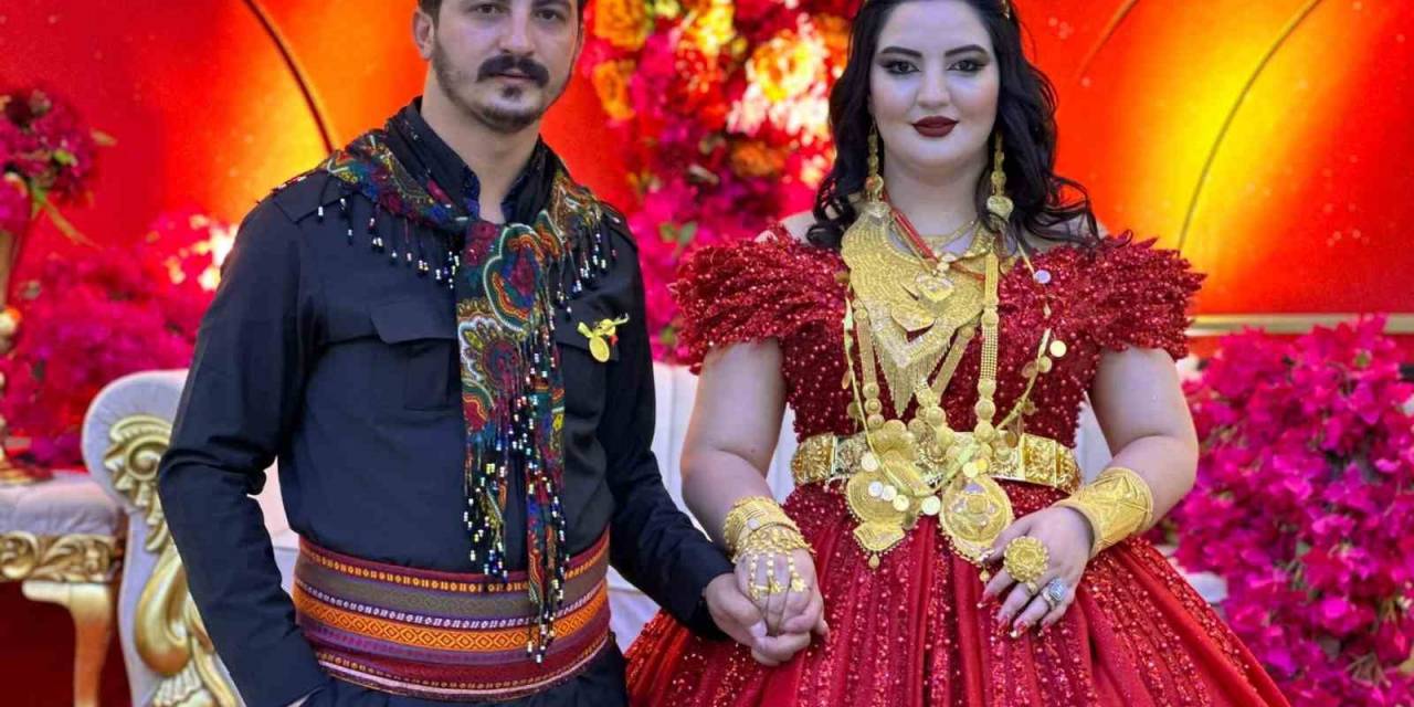 Geline Kilolarca Altın, Damada İse 2 Milyon Tl’lik Takı