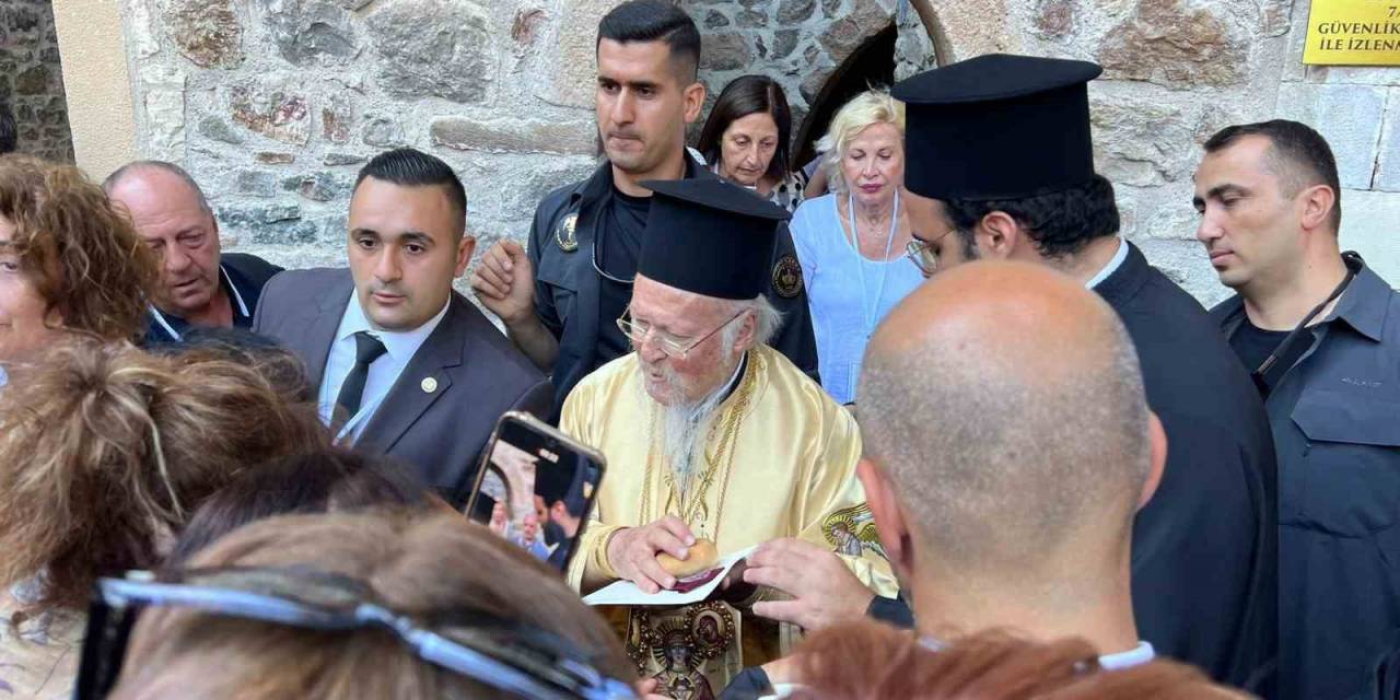 Patrik Bartholomeos: “kuzeydeki Komşularımız Rusya Ve Ukrayna Arasındaki Savaşın Sulh Yoluna Varması İçin Dua Ettik”